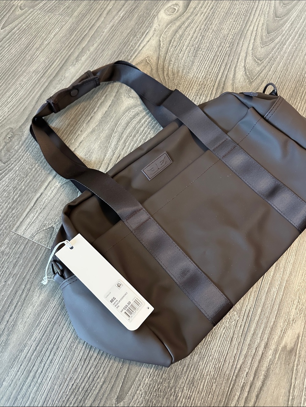 Regular Essentials Bag - Picture 5 of 5